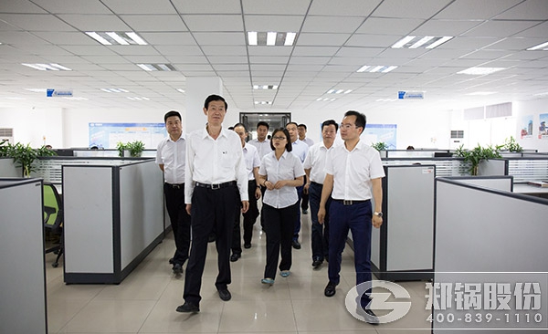 郑州市市委常委统战部部长王跃华一行到Z6尊龙凯时股份调研